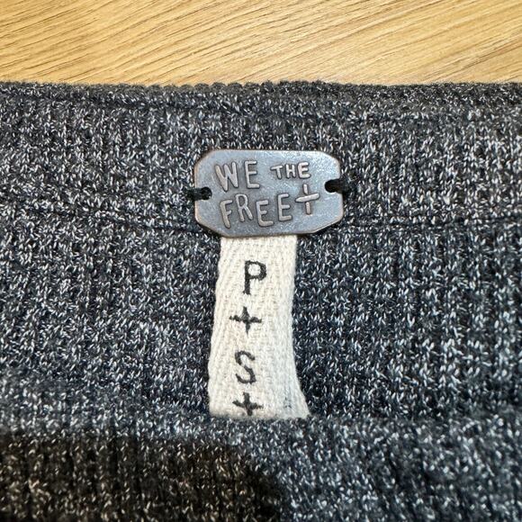 FREE PEOPLE Blossom Thermal Top Small Charcoal Waffle Knit Pieced Full Sleeves - Picture 7 of 11